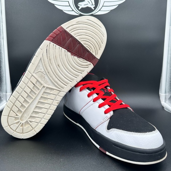 Jordan 1 Nu School “Chicago” men’s size 12 - Picture 3 of 4